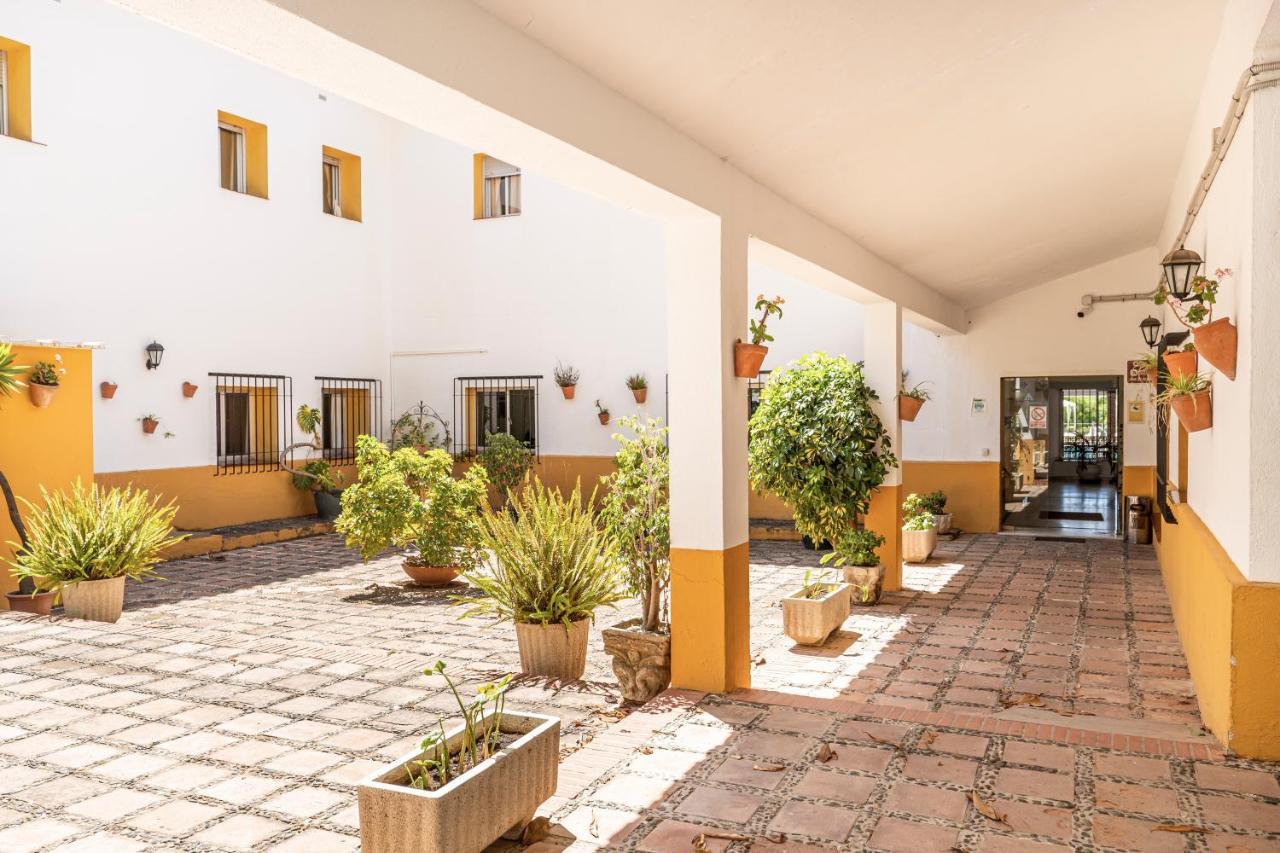 Albergue Inturjoven Marbella Exterior photo
