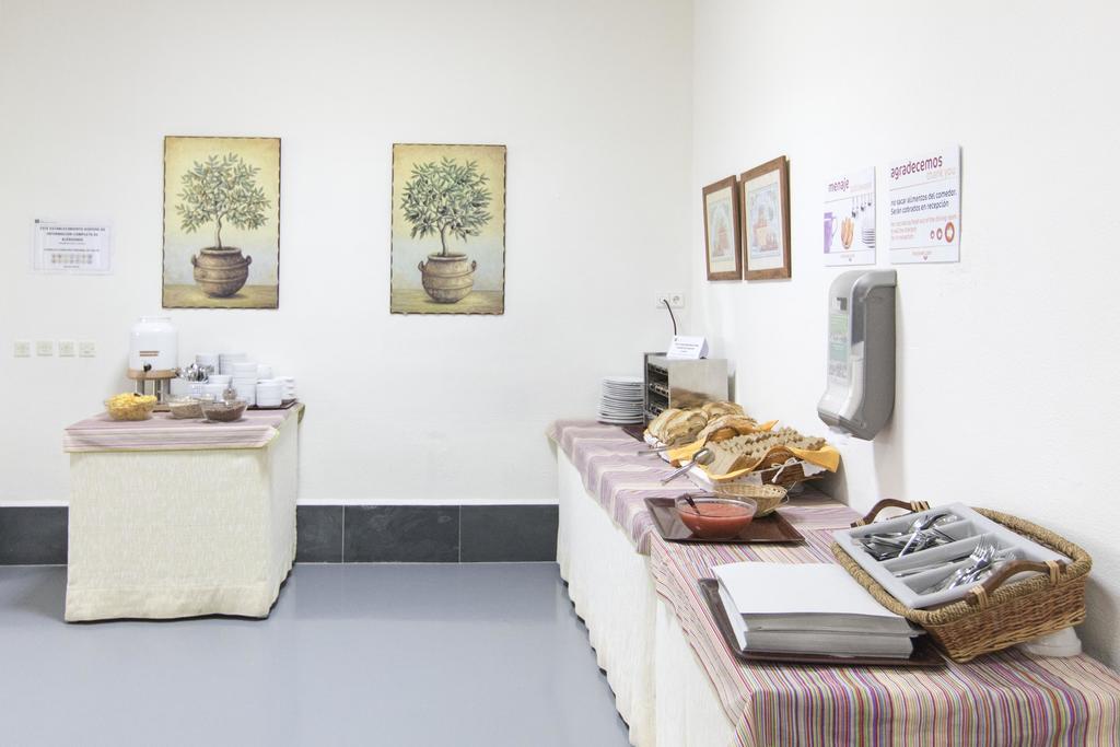 Albergue Inturjoven Marbella Exterior photo